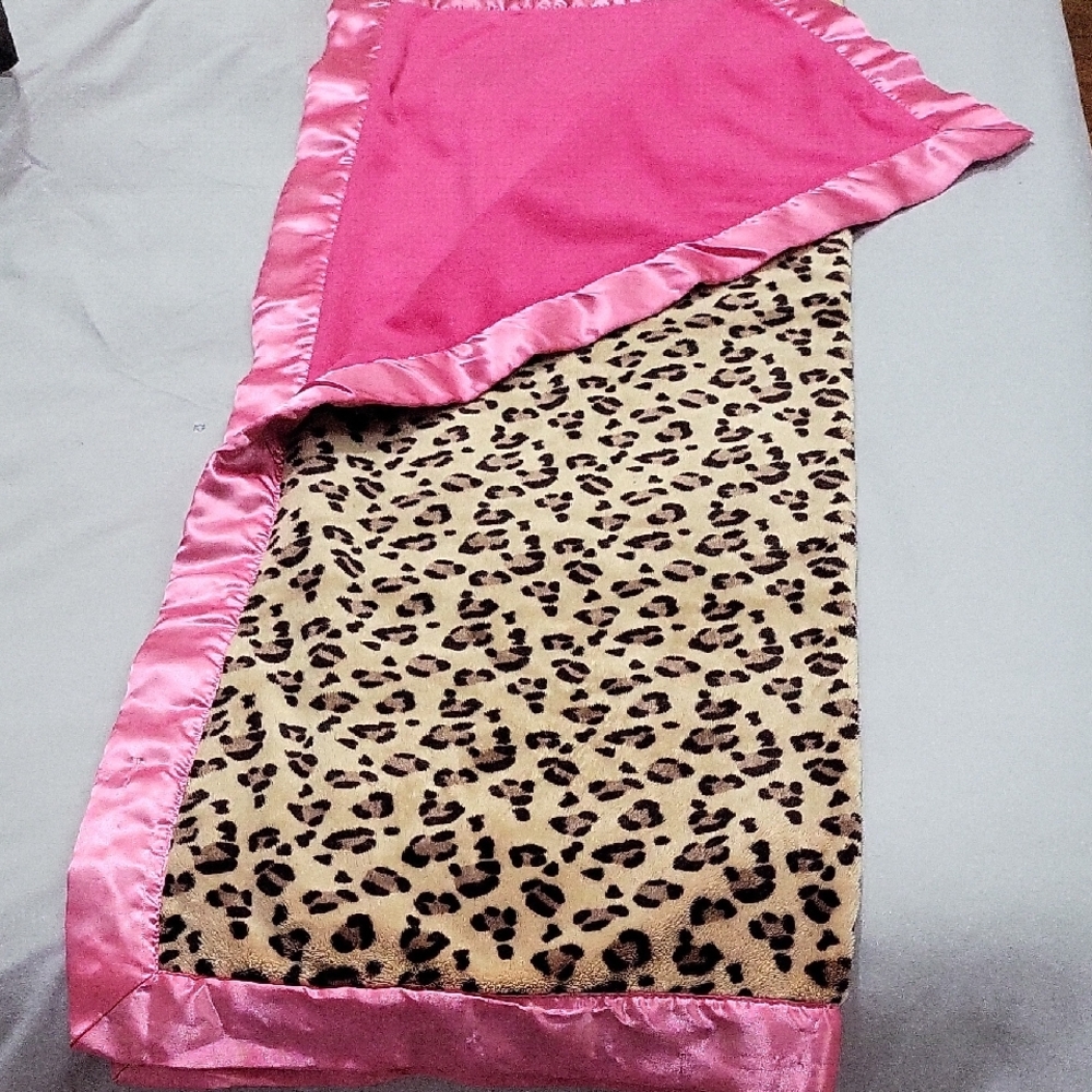 First Impressions Bright Pink Plush Throw with Satin Edge